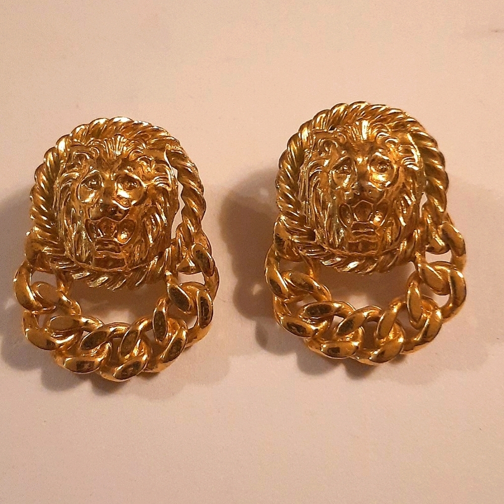 Gold Tiger Chain vintage pierced earrings